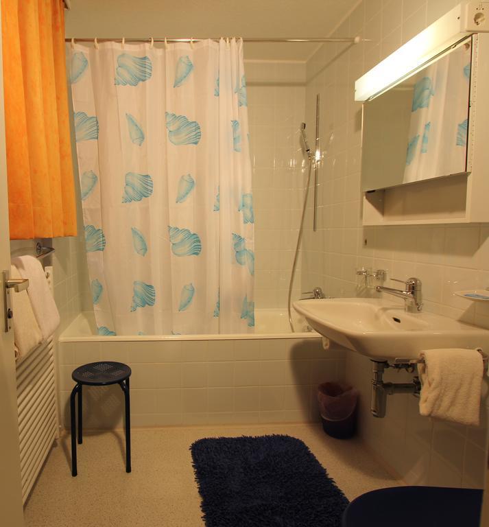Pension Mezzaprada Arosa Habitación foto