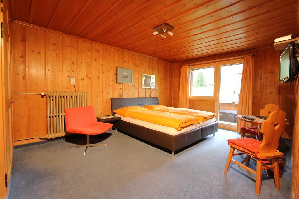 Pension Mezzaprada Arosa Habitación foto