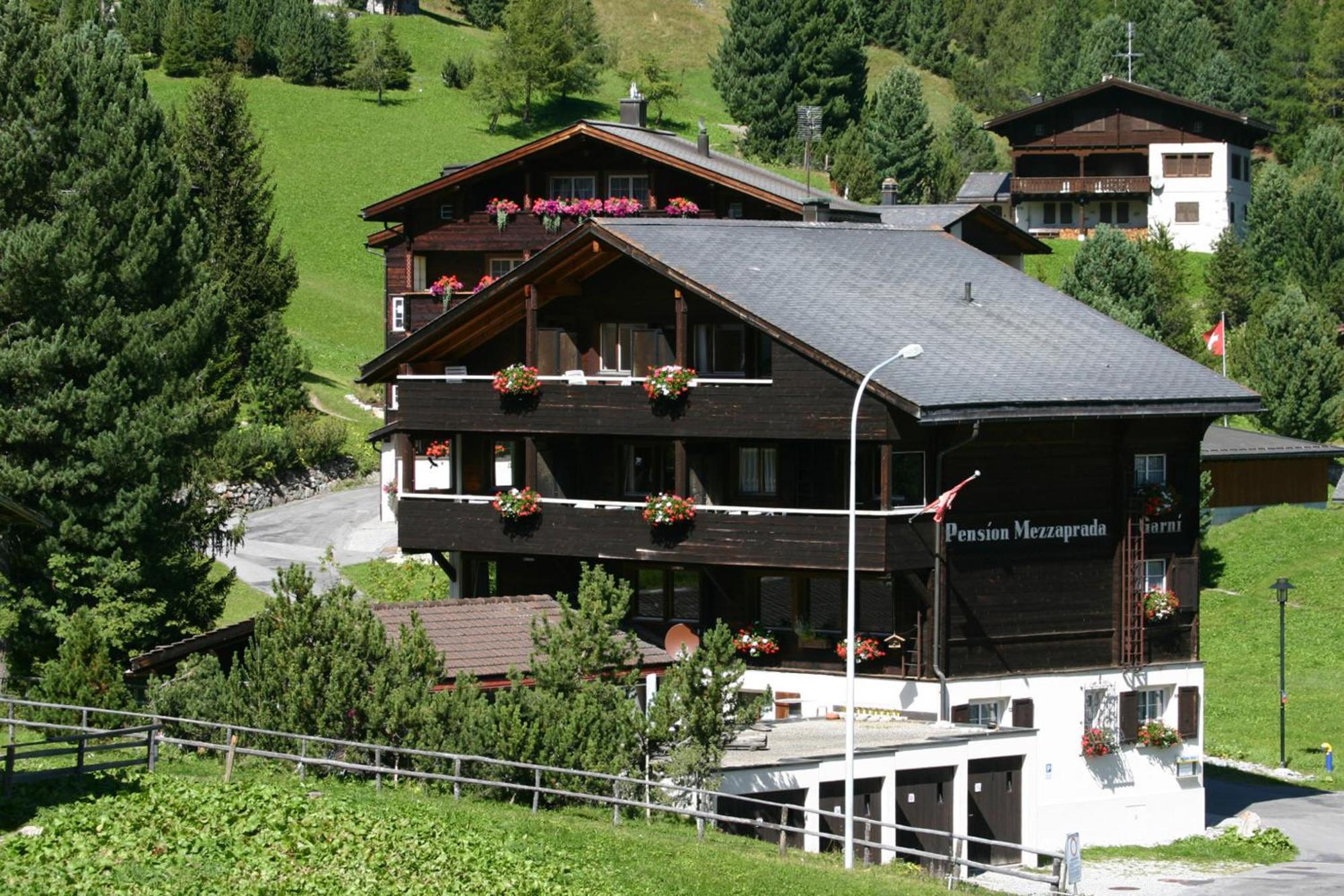 Pension Mezzaprada Arosa Exterior foto