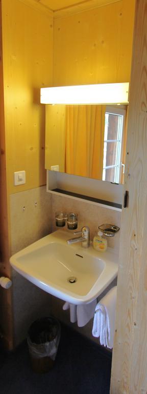 Pension Mezzaprada Arosa Habitación foto